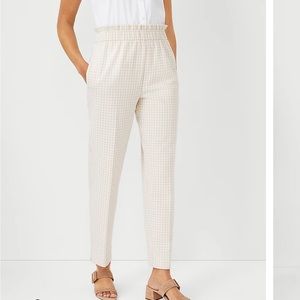 Ann Taylor The Gingham Pull On Tapered Pant - like new